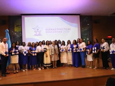 Inafocam distingue a veinte docentes por su excelencia y buenas prácticas