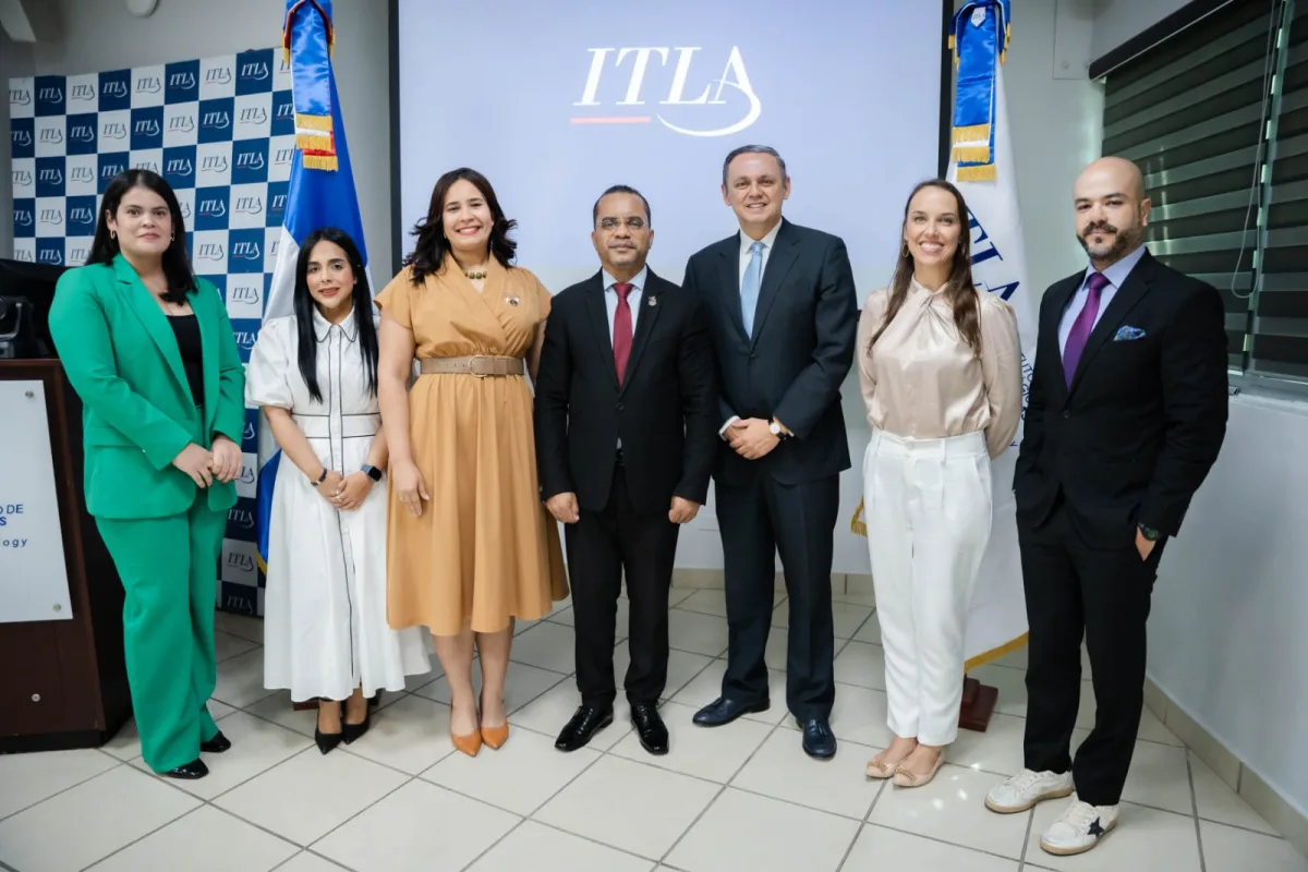 Claro presenta innovaciones tecnológicas en la trigésima novena edición de Expo Cibao