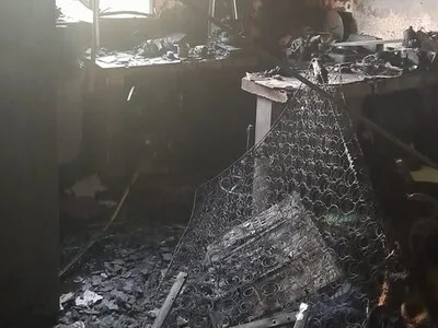 Incendio afecta apartaestudio en la avenida Lope de Vega