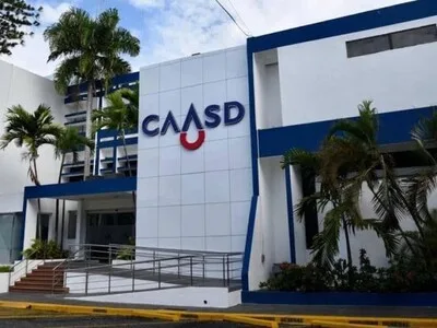 Condenan a la CAASD a pagar 888 millones a empresa privada