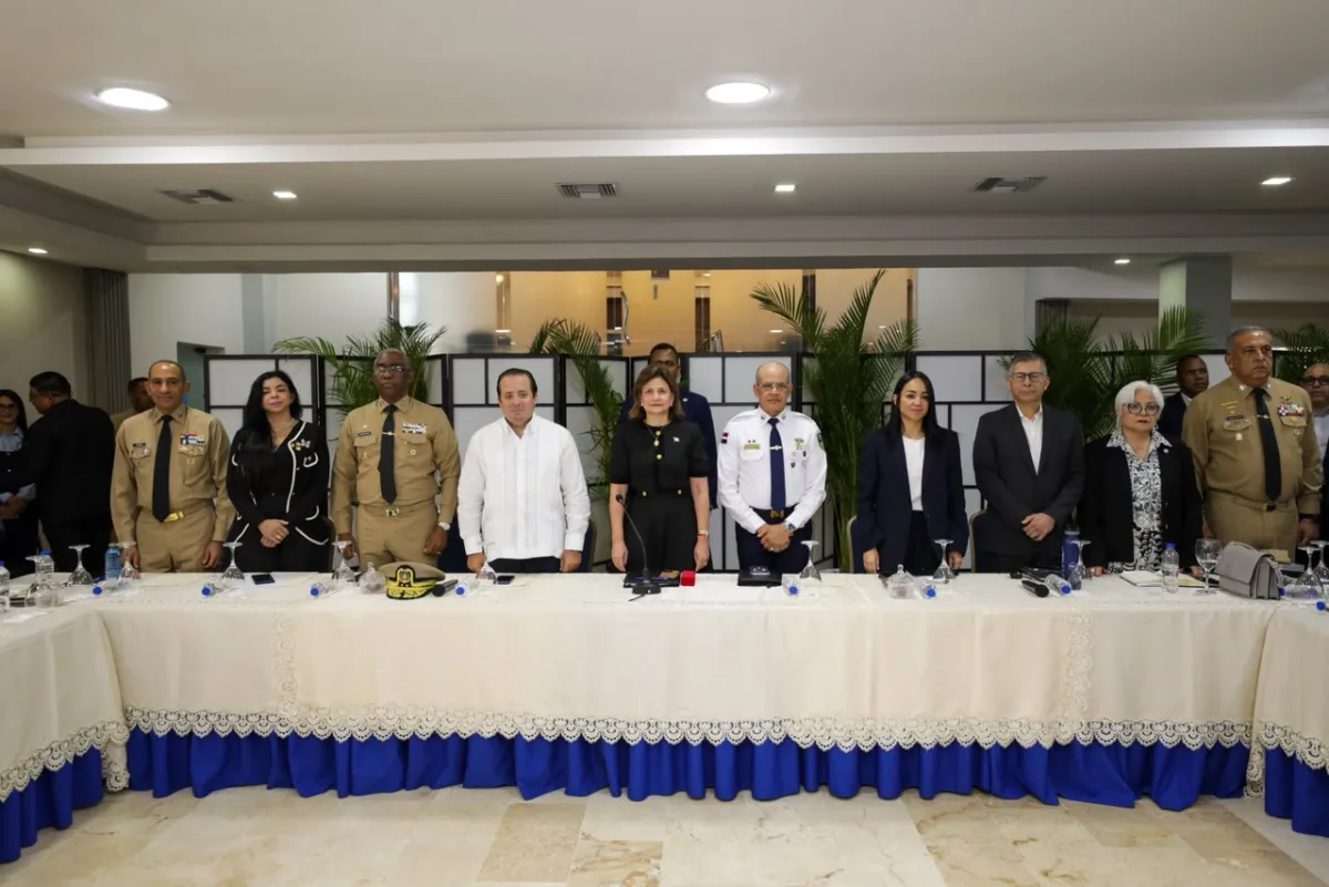 Raquel Peña encabeza reunión de seguimiento al Plan de Seguridad Ciudadana