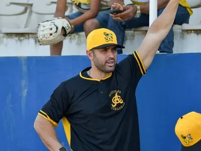 Luis Urueta se reincorpora a las Águilas con la meta del campeonato