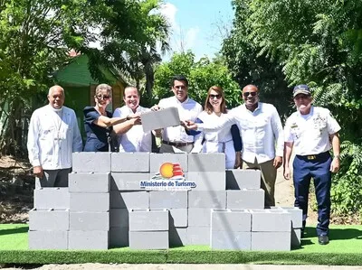 Ministerio de Turismo inicia reconstrucción vial en Maimón con millonaria inversión