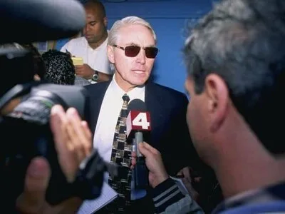 Fallece Fred Claire, histórico gerente general de los Dodgers