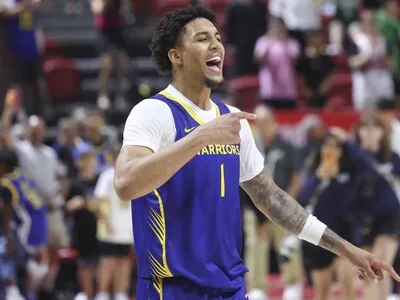 Yaxel Lendeborg brilla con Golden State en victoria ante los Lakers
