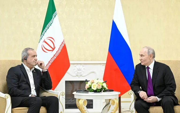 Irán condiciona diálogo con Estados Unidos al cese de presiones externas