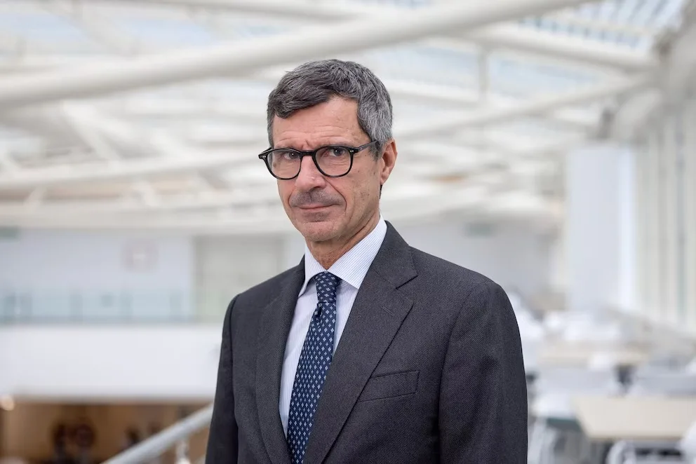 Cirujano Stefano Margaritora encabeza intervención quirúrgica del Papa León XIV