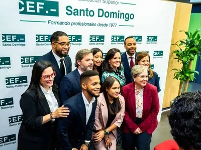 CEF.- Santo Domingo oferta másteres online reconocidos en España