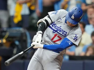 Shohei Ohtani se mantiene en la alineación de los Dodgers