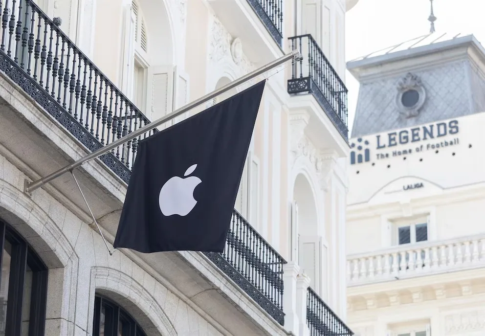 Apple prohíbe aplicaciones de IA que generen imágenes íntimas sin consentimiento