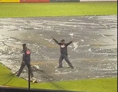 Lluvias obligan a posponer partido entre Águilas y Estrellas en Santiago