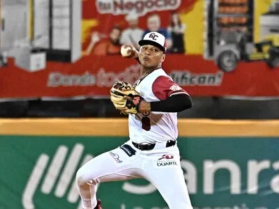 Roldy Brito destaca en su debut con los Gigantes del Cibao