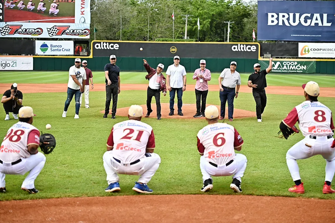 Los 30 años del debut de los Gigantes del Cibao