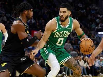 Jayson Tatum guía a los Celtics en triunfo sobre los Nets