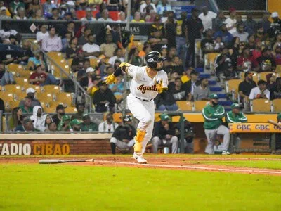 Águilas Cibaeñas superan a las Estrellas Orientales en once entradas