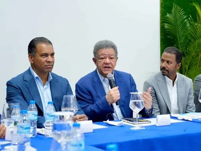 Leonel Fernández critica manejo gubernamental sobre importaciones de arroz